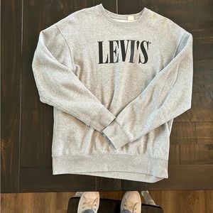 levi’s crewneck